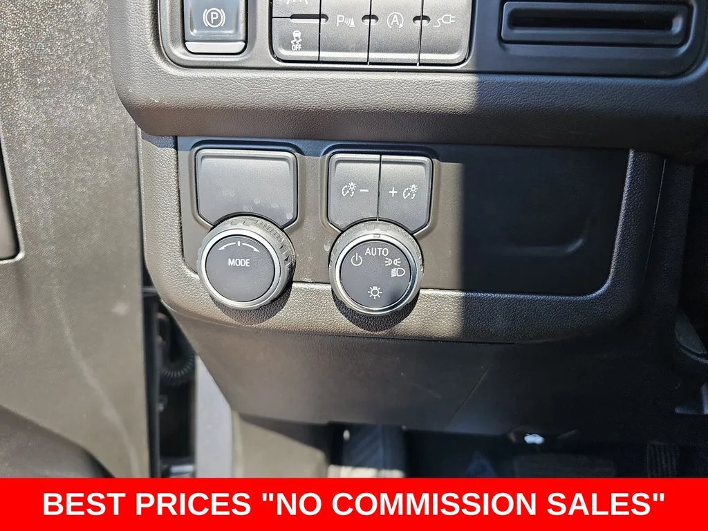 Used 2022 Gray Chevrolet LS image 26