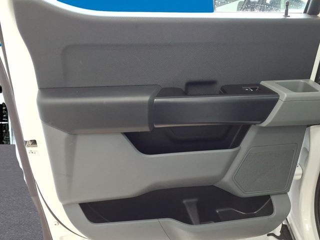 Used 2022 White Ford XL image 15