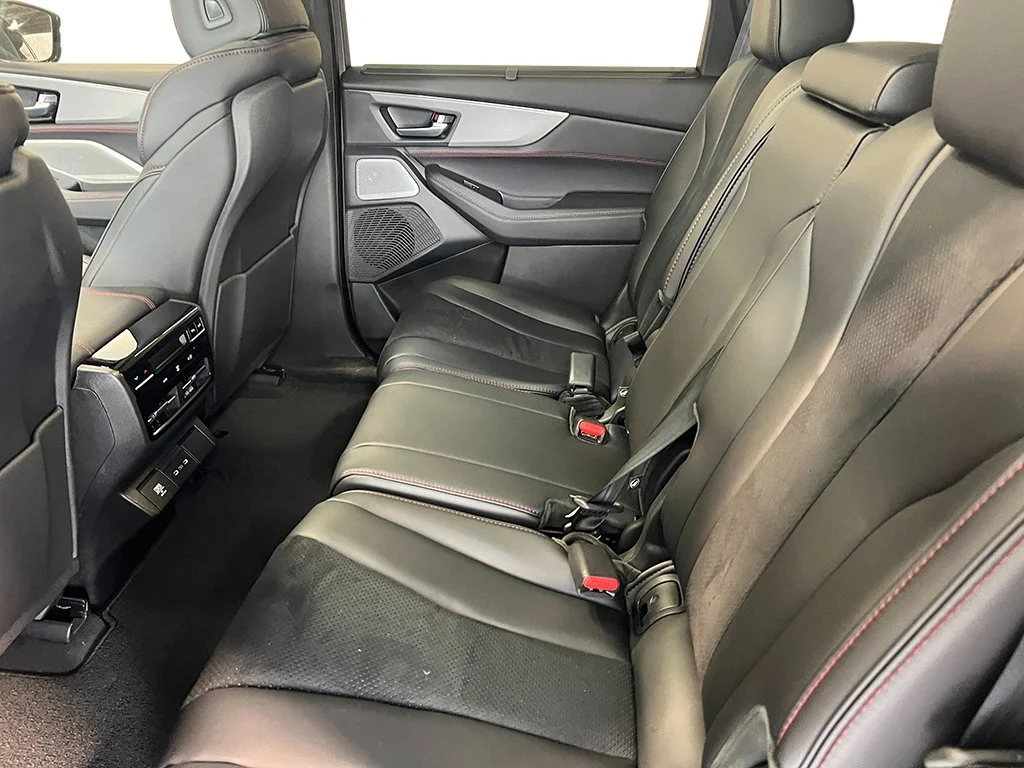 New 2026 Platinum White Pearl Acura w/A-Spec Package image 31