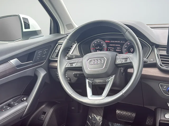 Used 2021 White Audi 45 Premium Plus image 38