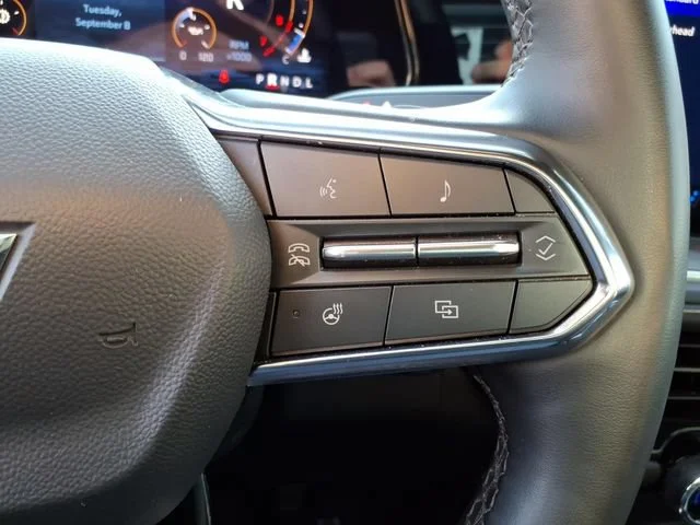 Used 2025 Black Chevrolet Premier image 31