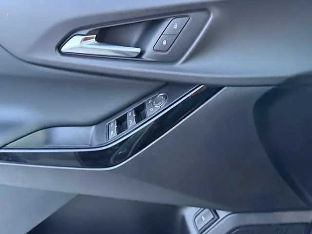 2027 Chevrolet Equinox RS - Photo 14