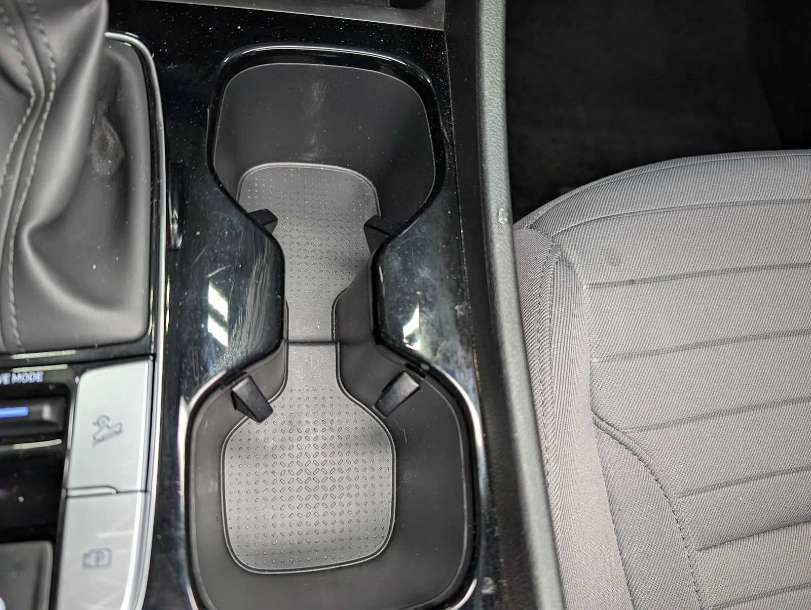 Used 2024 Blue Stone Hyundai SEL image 27