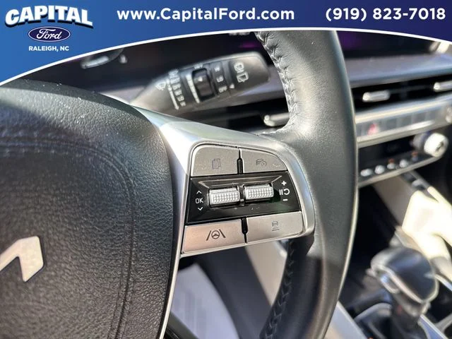 Used 2024 White Kia S image 24
