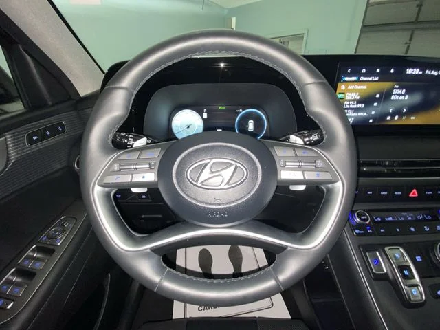 Used 2023 Red Hyundai Limited image 14