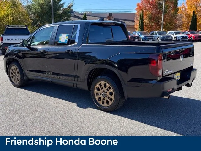 Used 2023 Black Honda RTL image 6