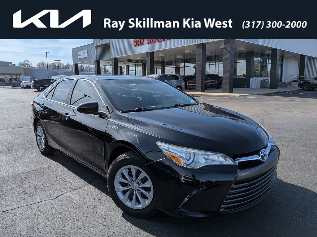 2016 Toyota Camry LE