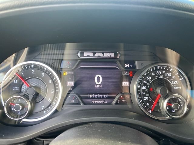 Used 2022 Silver Ram Big Horn/Lone Star image 23