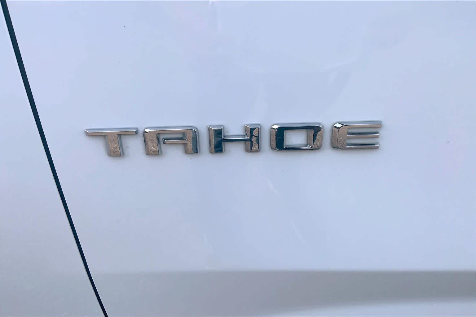 Used 2024 Summit White Chevrolet High Country image 9