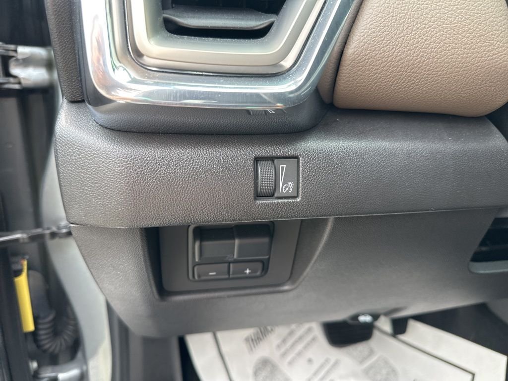 Used 2024 Sterling GMC Denali image 13