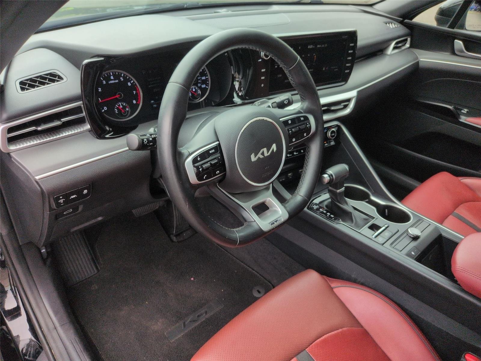 Used 2023 Ebony Black Kia GT-Line image 19