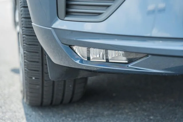 Used 2022 Denim Blue Volvo Momentum image 16