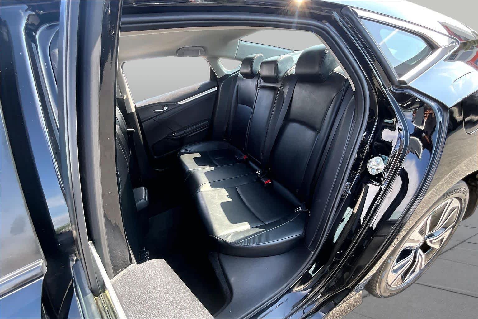 Used 2016 Crystal Black Pearl Honda EX-L image 19