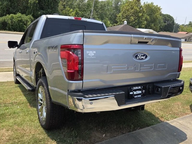 New 2026 Iconic Silver Metallic Ford XLT image 15