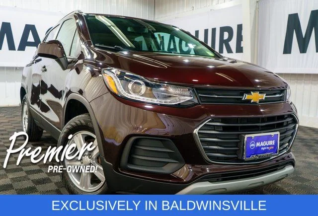 Used 2022 Red Chevrolet LT image 1