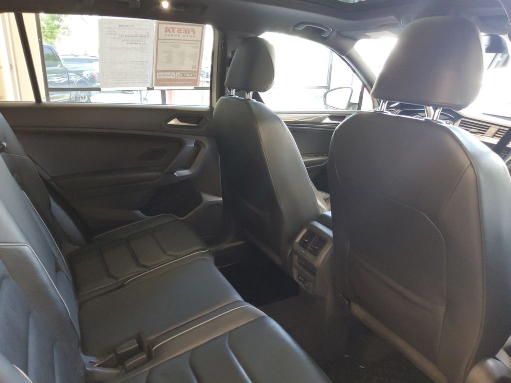 Used 2019 Beige Volkswagen 2.0T SEL Premium R-Line image 17