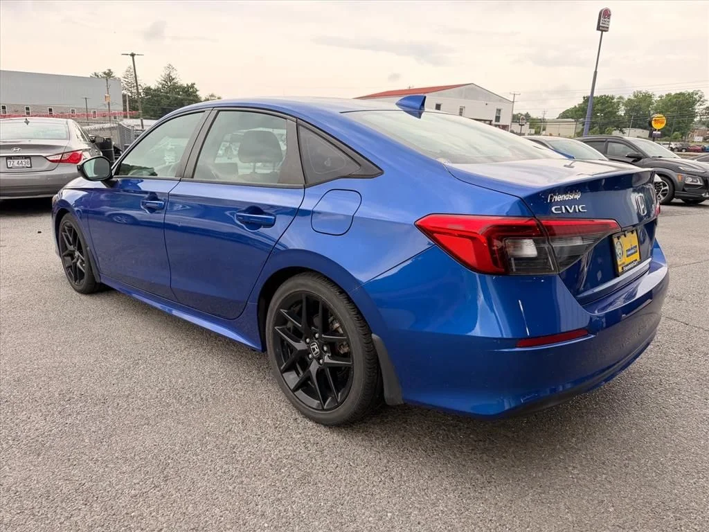 Used 2022 Blue Honda Sport image 4