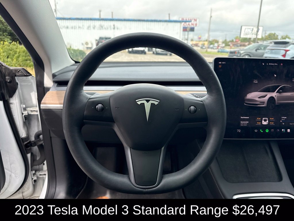 Used 2023  Tesla Base image 10