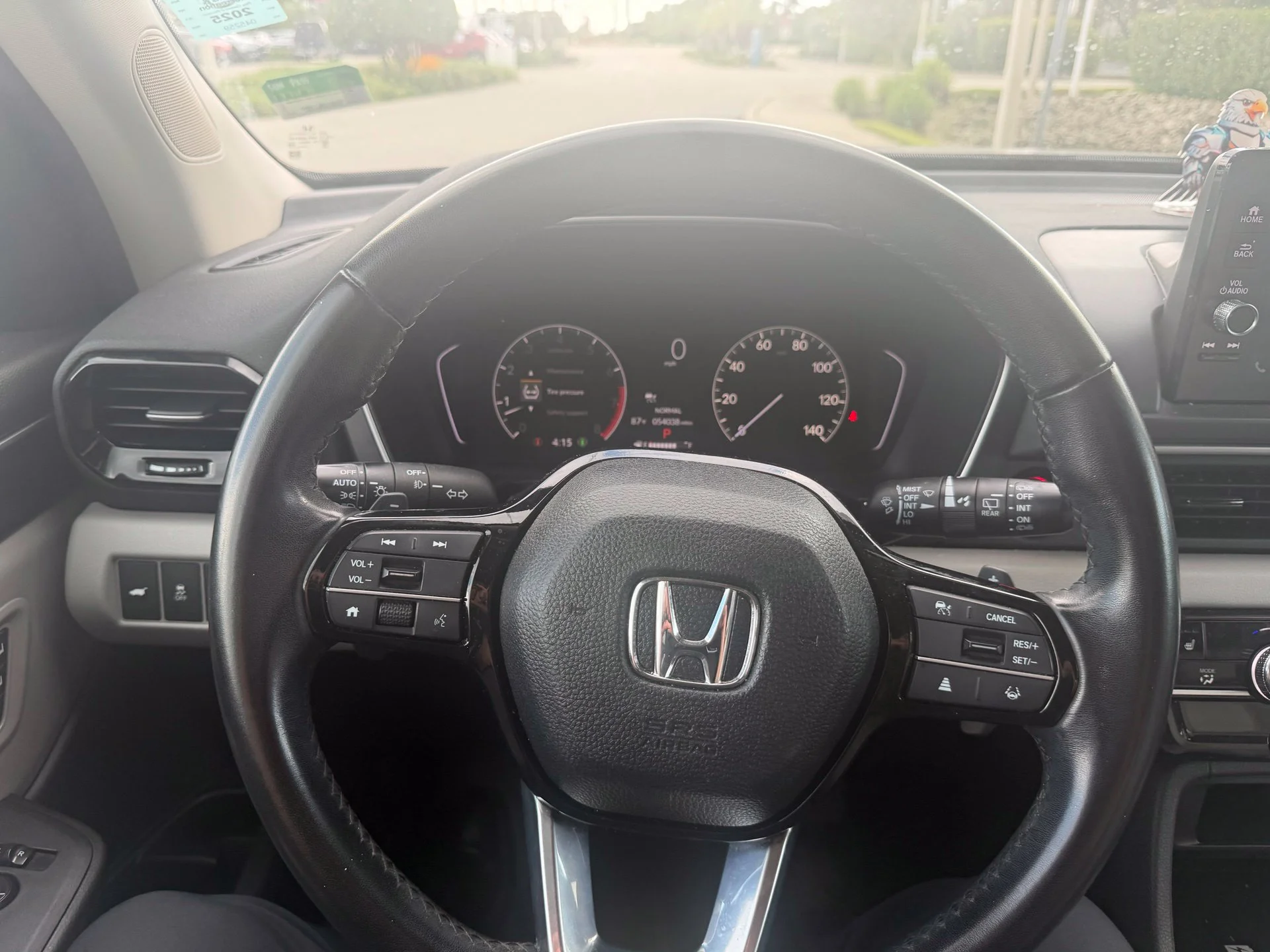 Certified Used 2024 Lunar Silver Metallic Honda EX-L image 21