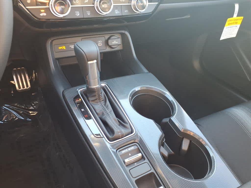 2026 Honda Civic Hatchback Sport - Photo 11