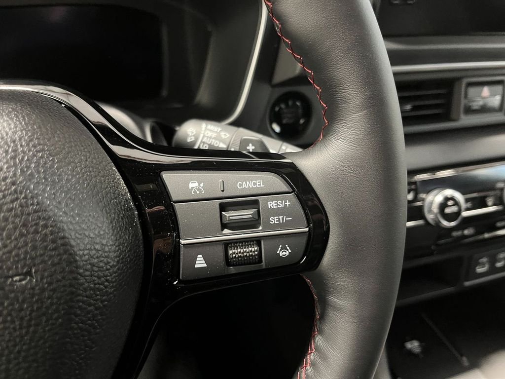 2025 Honda Pilot Black Edition - Photo 15
