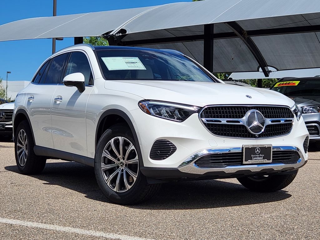 New 2027 Polar White Mercedes-Benz GLC 300 4MATIC® image 1