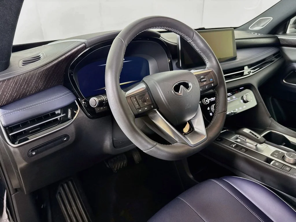 Certified Used 2026 Black INFINITI SPORT image 12