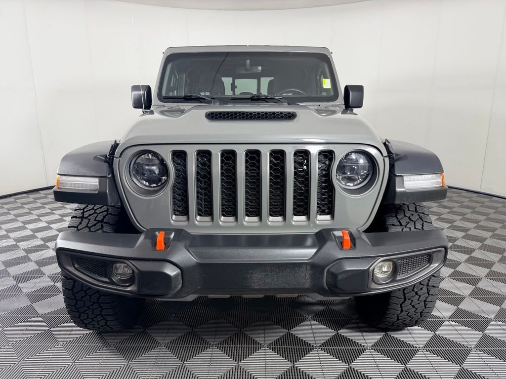 Certified Used 2023 Gray Jeep Mojave image 3