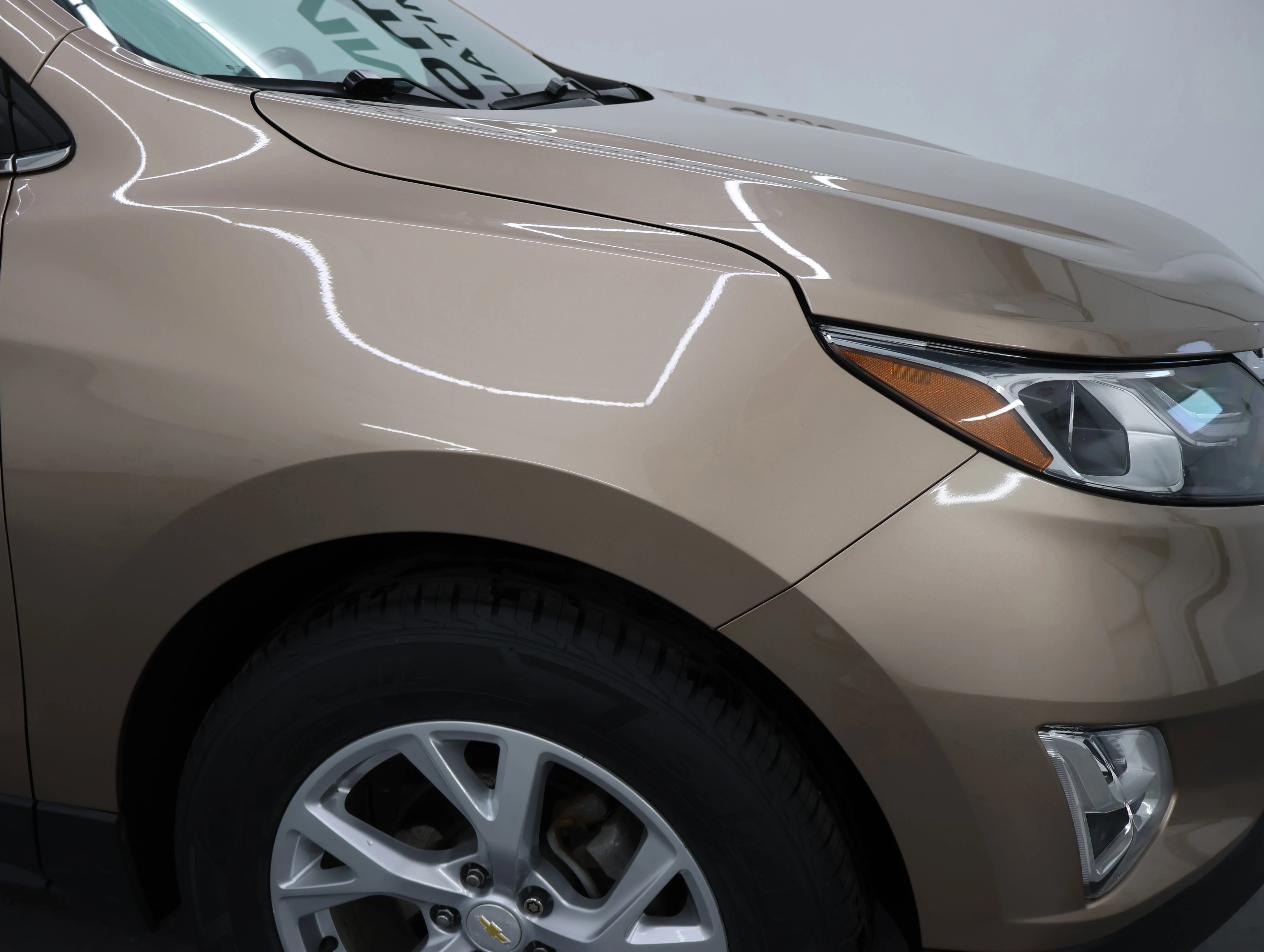 Used 2018 Sandy Ridge Metallic Chevrolet Premier image 22