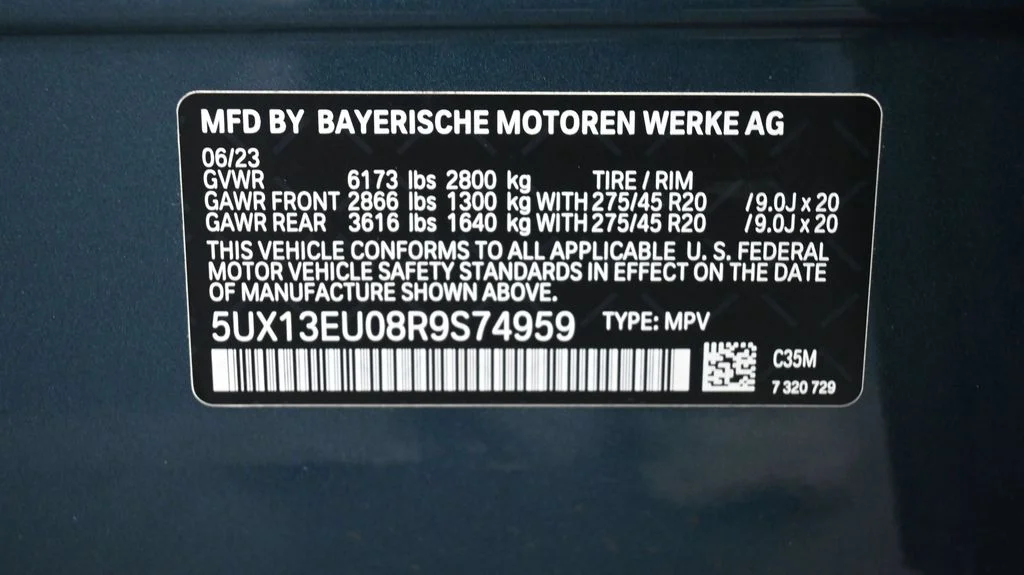 Certified Used 2024 Blue BMW sDrive40i image 27