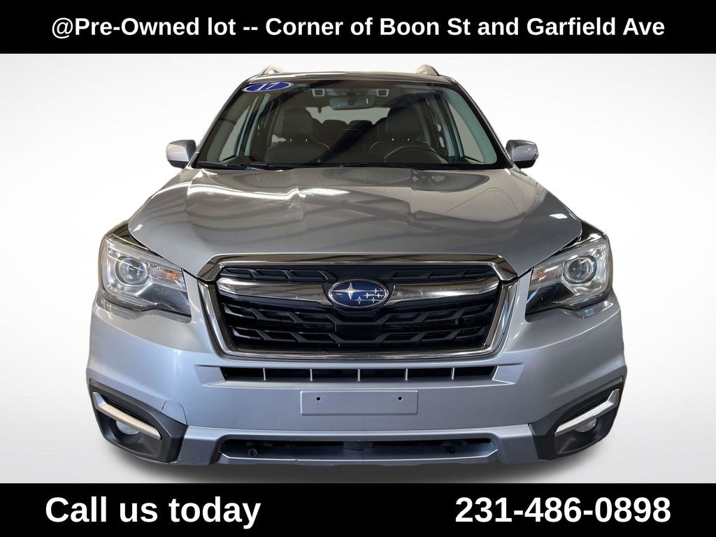 Used 2017 Silver Subaru 2.5i Touring image 8