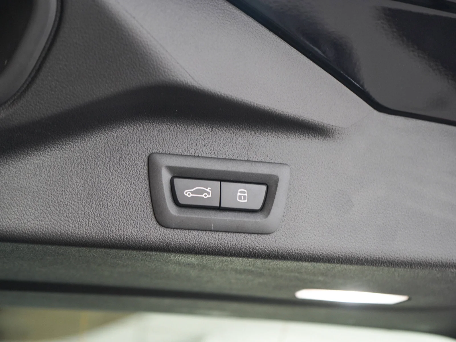 2026 BMW X5 40i - Photo 12