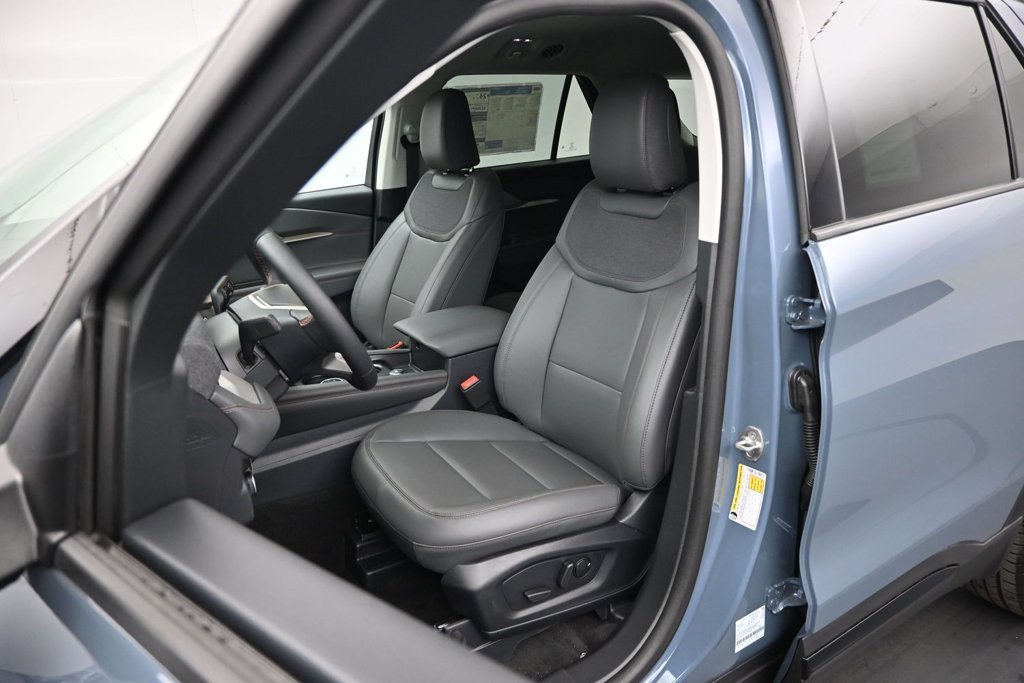 New 2026 Vapor Blue Metallic Ford Active image 8