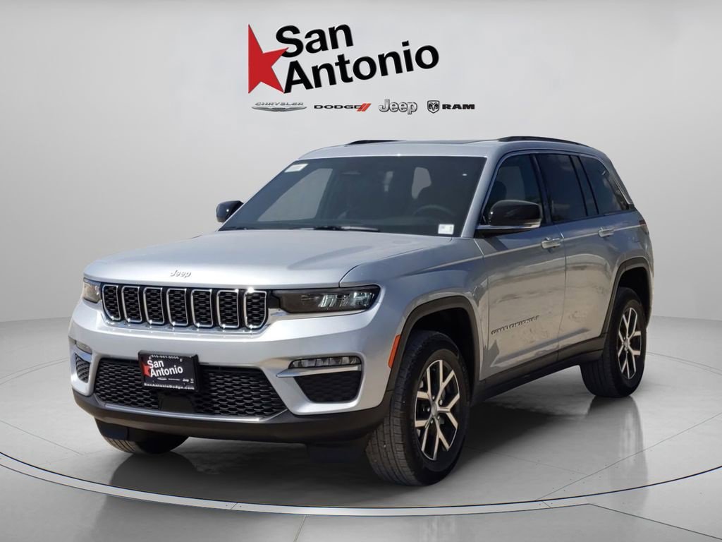 New 2025 Silver Zynith Exterior Paint Jeep Limited image 4