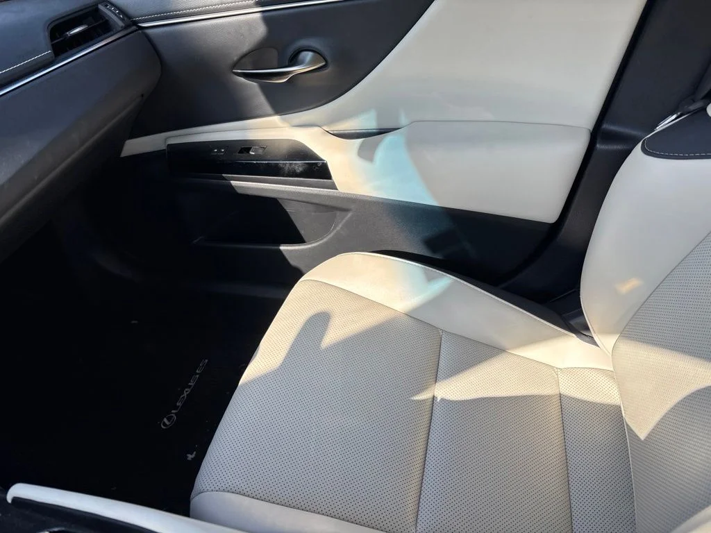 Certified Used 2023 White Lexus 350 image 20