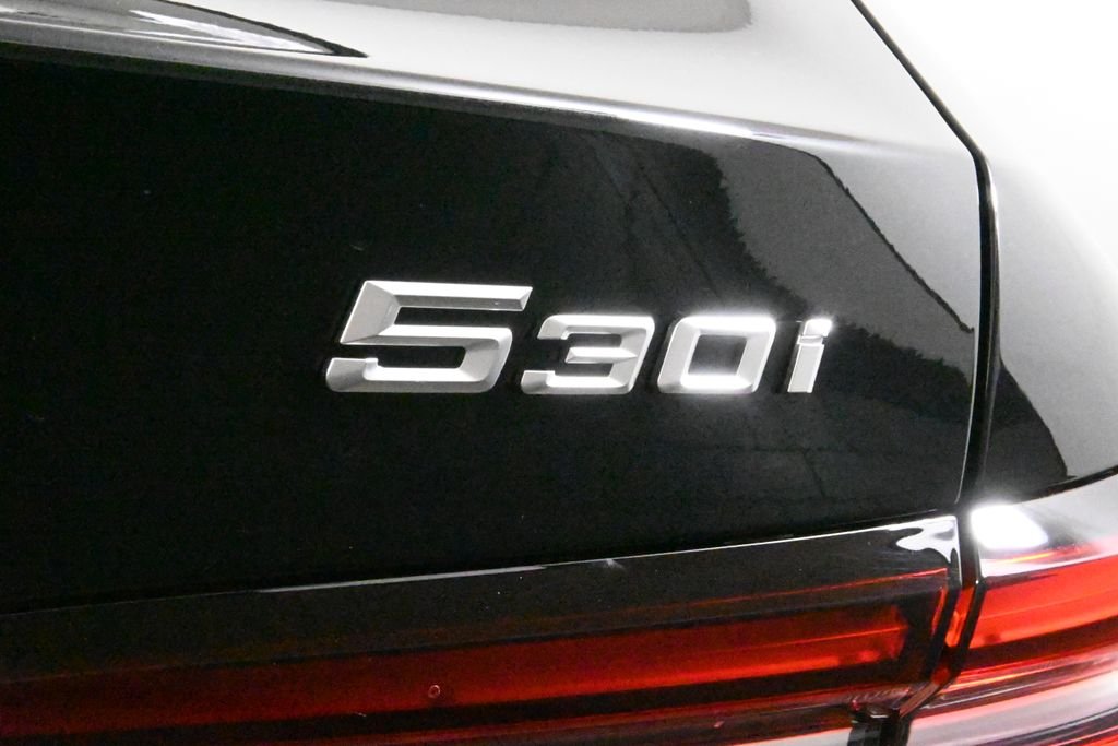 2026 BMW 5 Series 530i - Photo 41