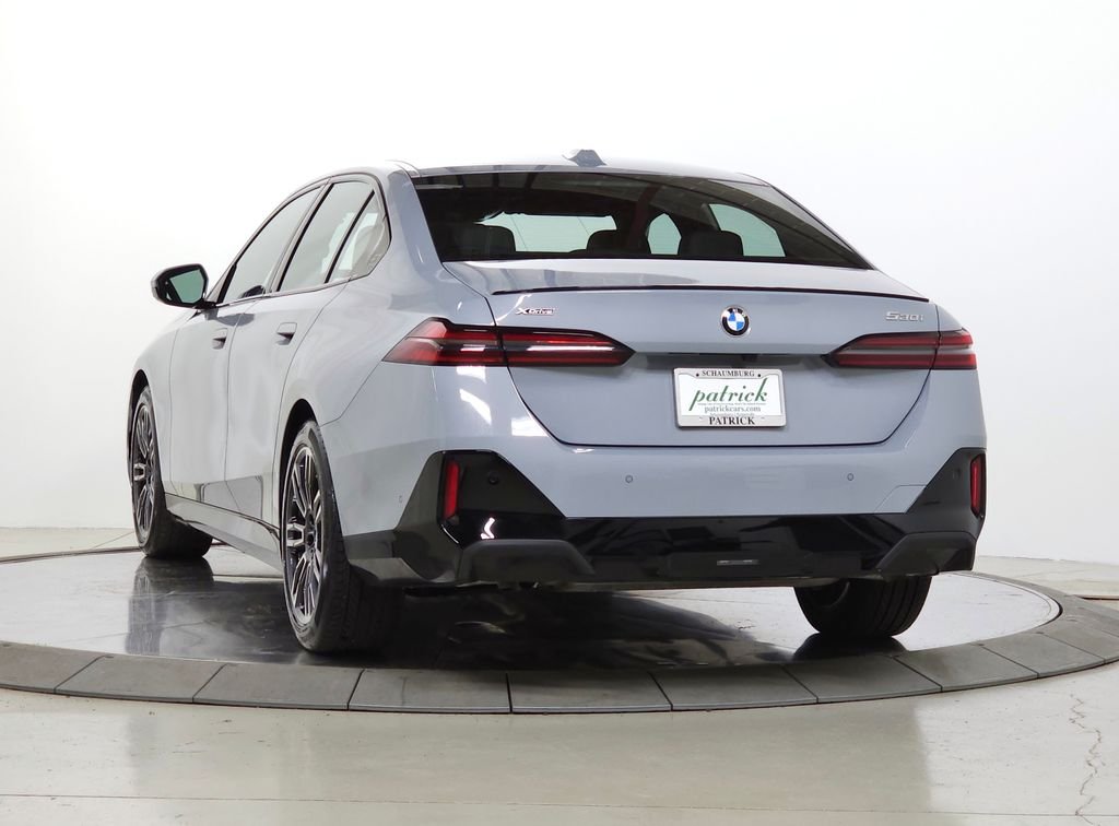 Used 2026 Gray Metallic BMW 530i xDrive image 6