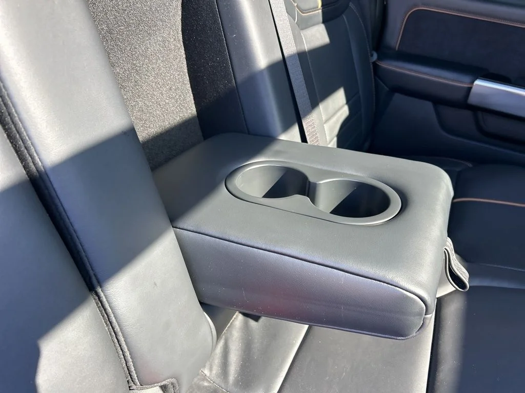 Used 2024 Black Metallic Ford Platinum image 80