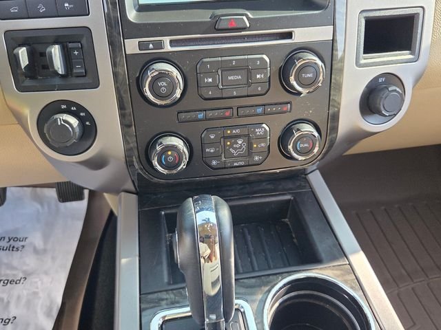 Used 2017 White Ford Limited image 20