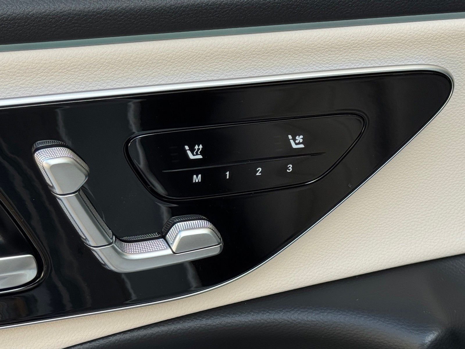 New 2026 Cirrus Silver Metallic Mercedes-Benz E 350 image 13