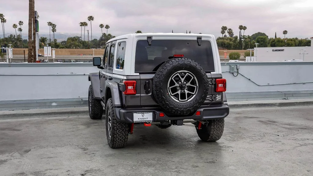 New 2026 Gray Jeep Rubicon image 7