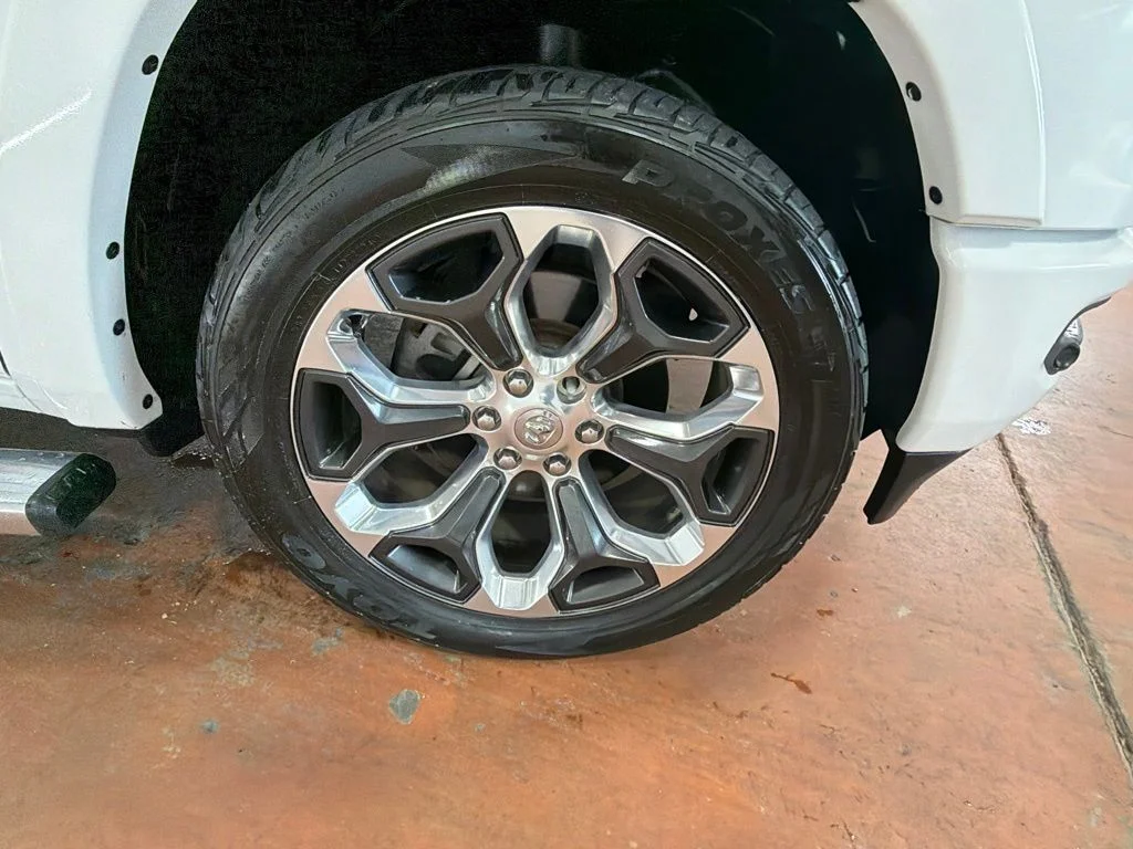 Used 2019 Ivory White Tri-Coat Pearlcoat Ram Limited image 10
