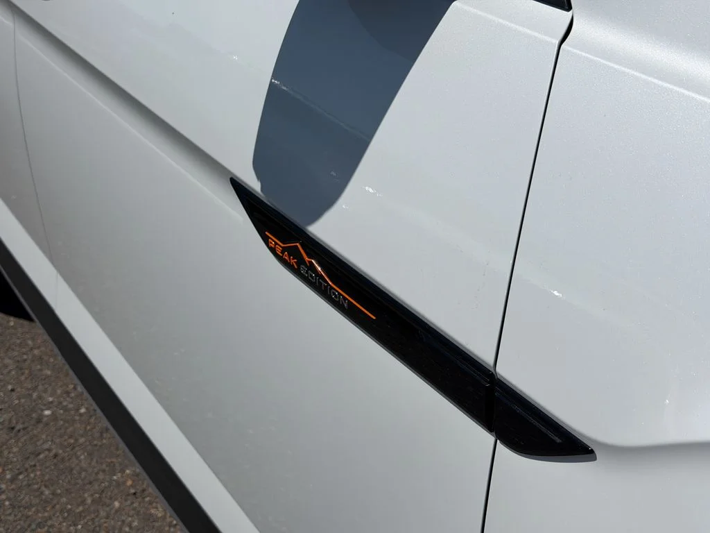 New 2026 Opal White Pearl Volkswagen 2.0T Peak Edition image 6