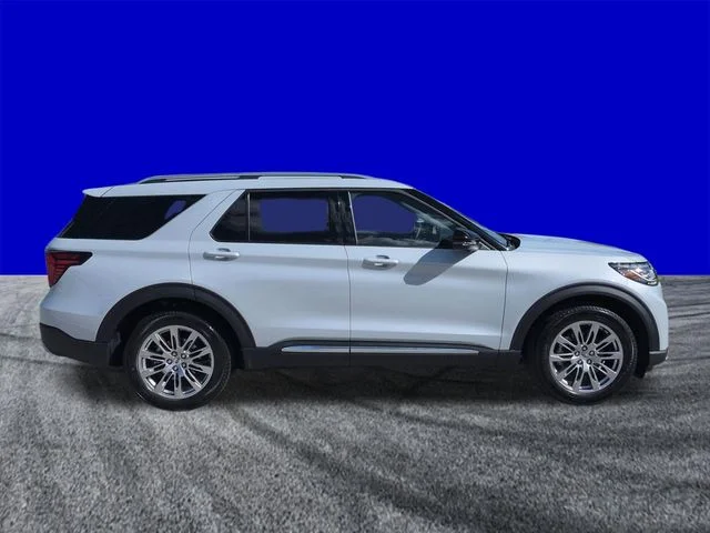 New 2026 Space White Metallic Ford Platinum™ image 3
