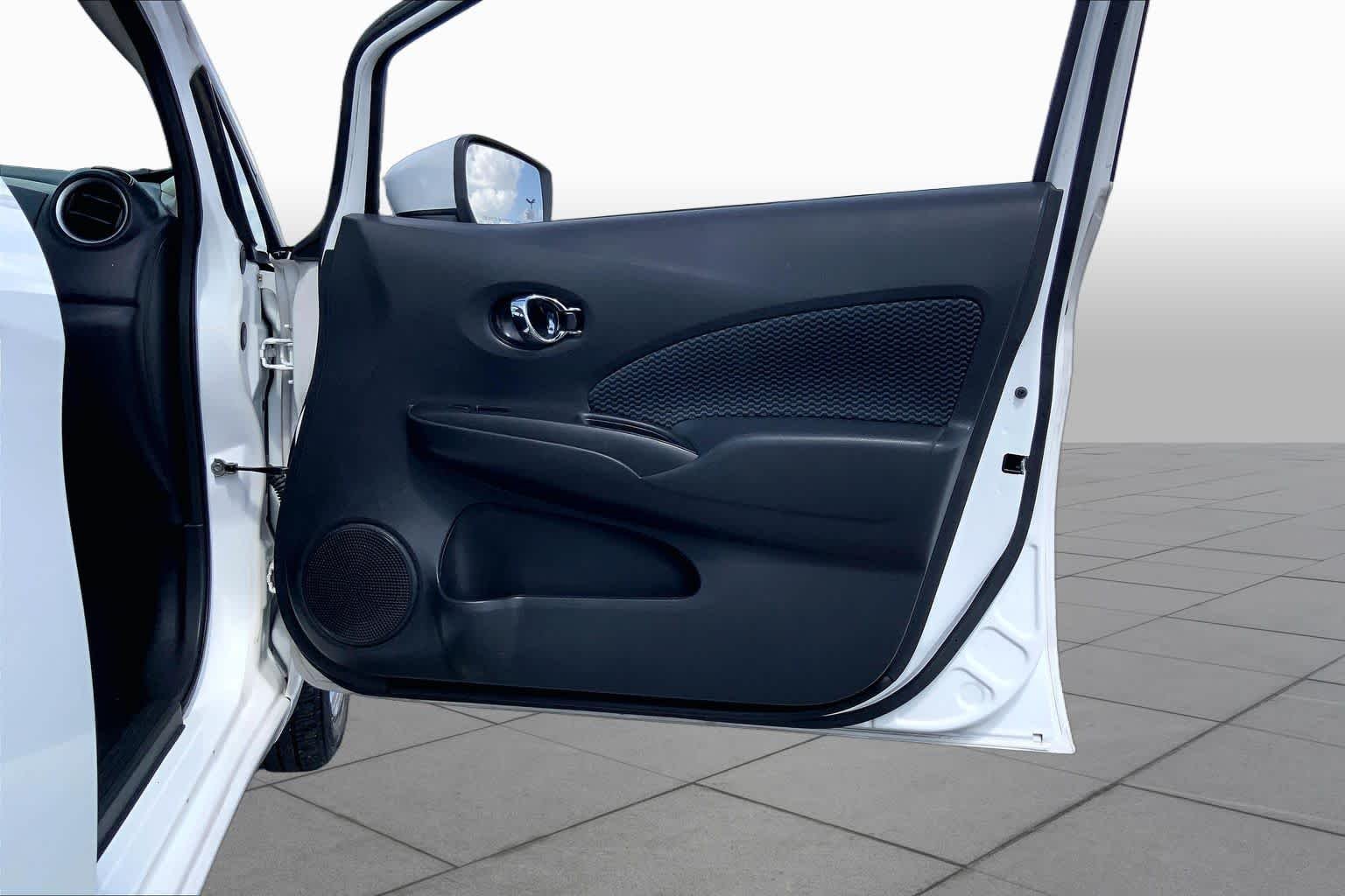 Used 2019 Fresh Powder Nissan SV image 22