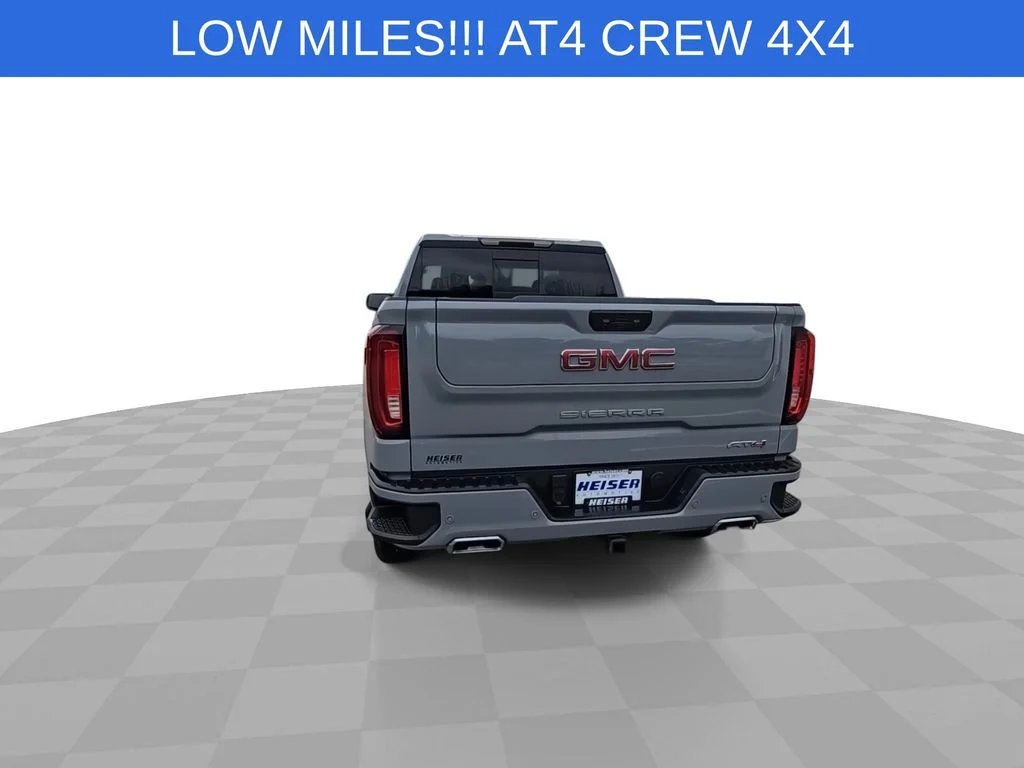 Used 2024  GMC AT4 image 7