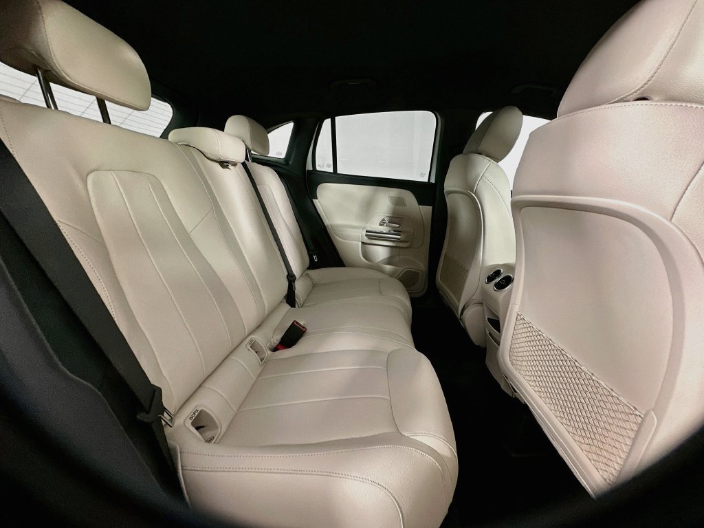 New 2026 Polar White Mercedes-Benz GLA 250 image 58