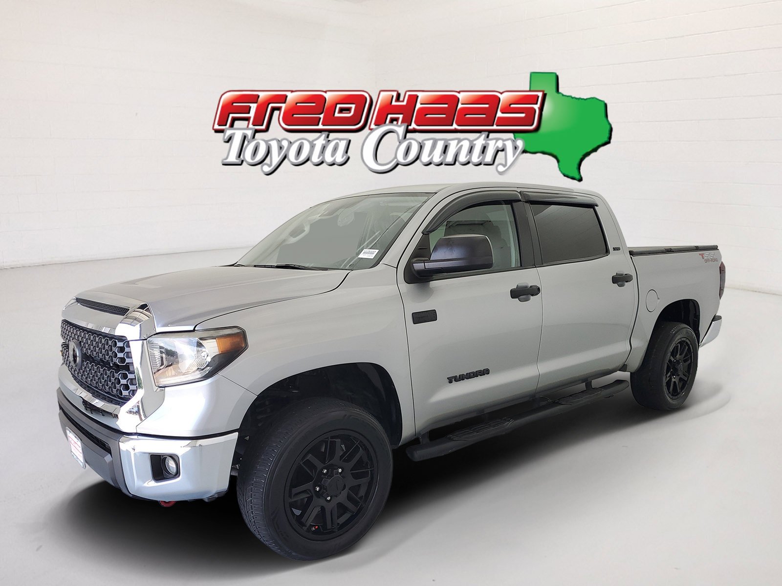 Used 2021 Silver Sky Metallic Toyota SR5 image 1