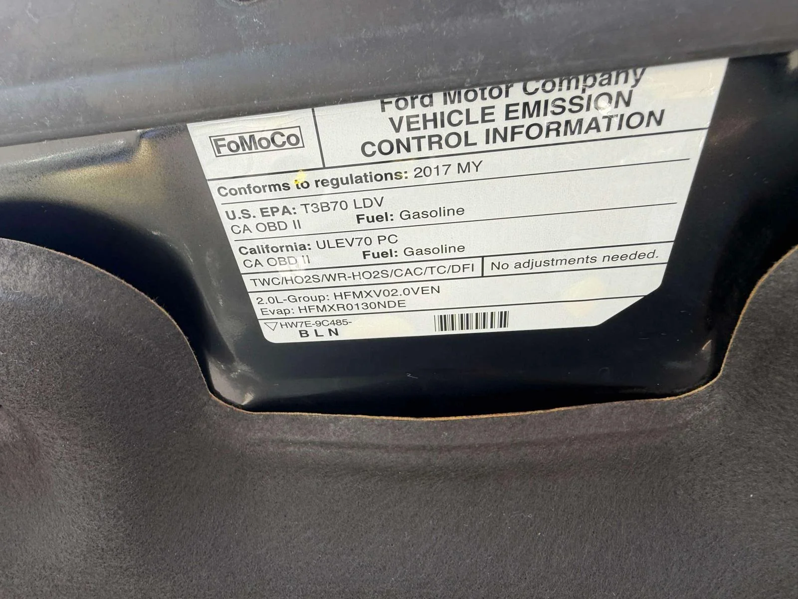 Used 2017 Shadow Black Ford SE image 34