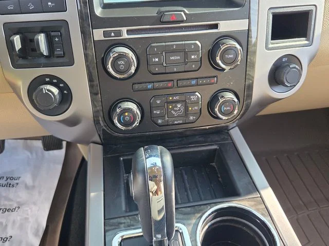 Used 2017 White Ford Limited image 20